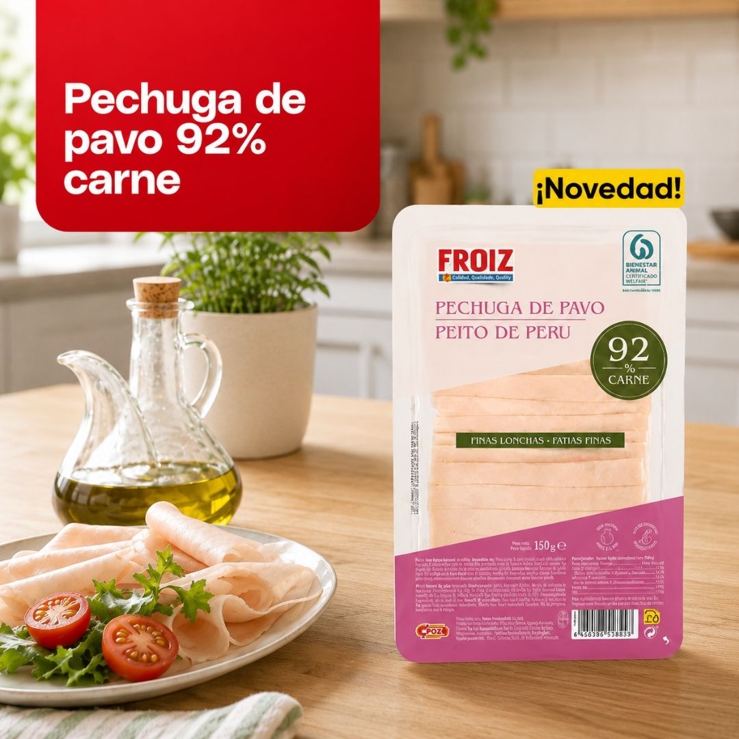 Pechuga de pavo Froiz 92% carne presentada en cocina moderna en Mercamás Casal